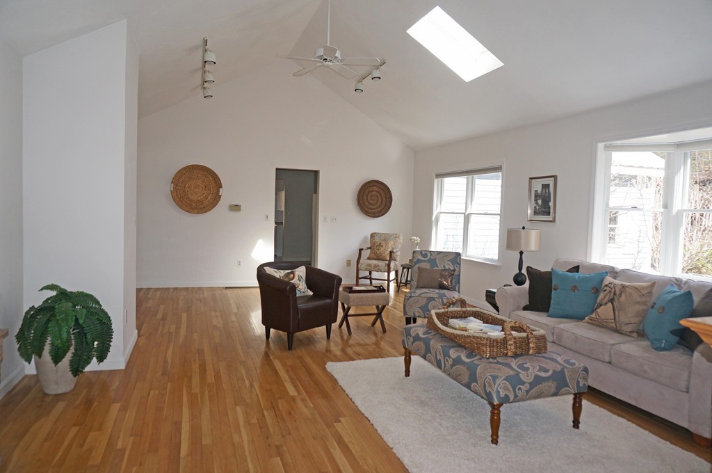 215 Whiley Road Groton, MA 01450 - Photo 9 of 30