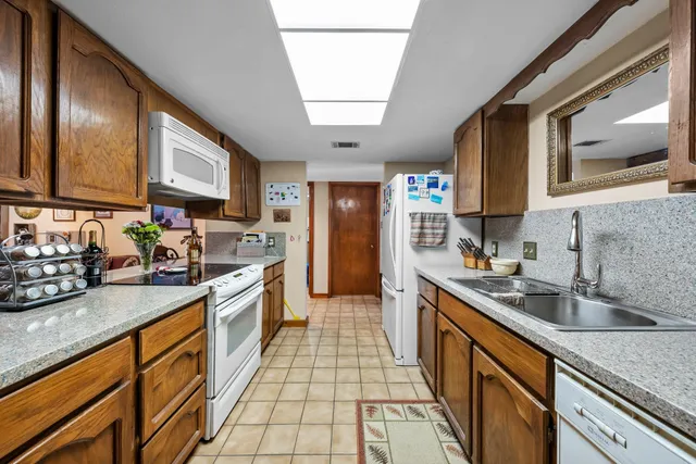 $279,000 | 103 Dawn, Unit 6, Horseshoe Bay, TX 78657