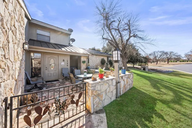 $279,000 | 103 Dawn, Unit 6, Horseshoe Bay, TX 78657