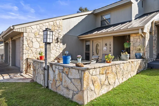 $279,000 | 103 Dawn, Unit 6, Horseshoe Bay, TX 78657