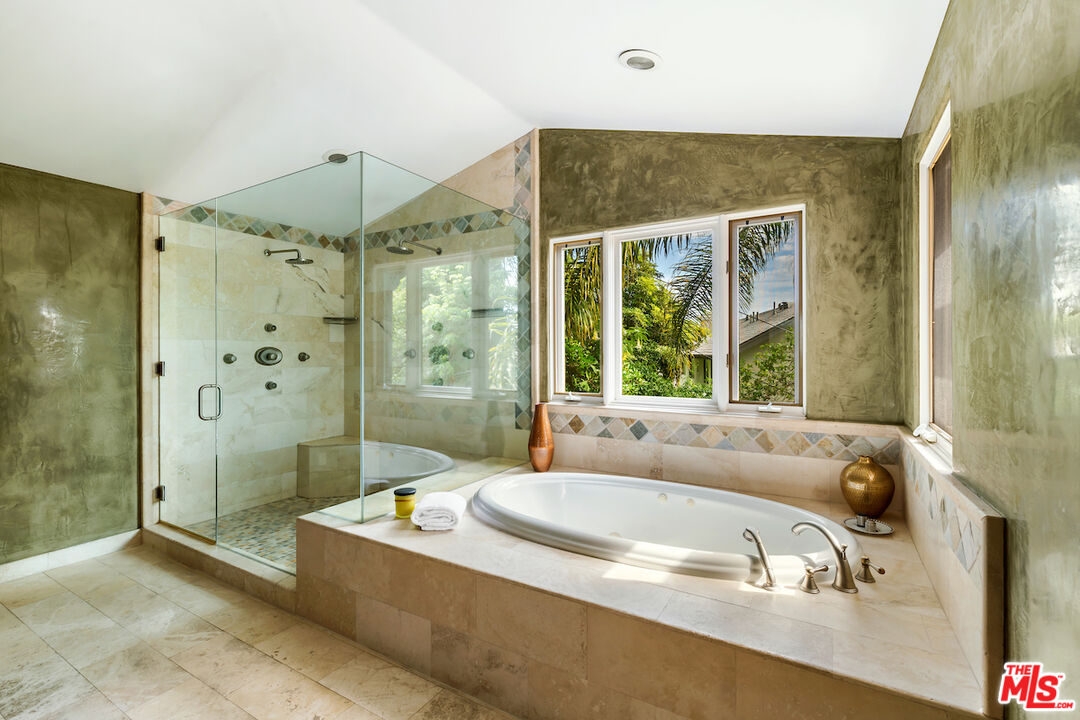 2604 Rutherford Drive Los Angeles, CA 90068 - Photo 13 of 23