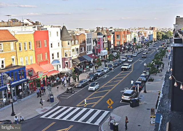 $3,195 | 2100 19th Street Northwest, Unit 701, Washington, DC 20009