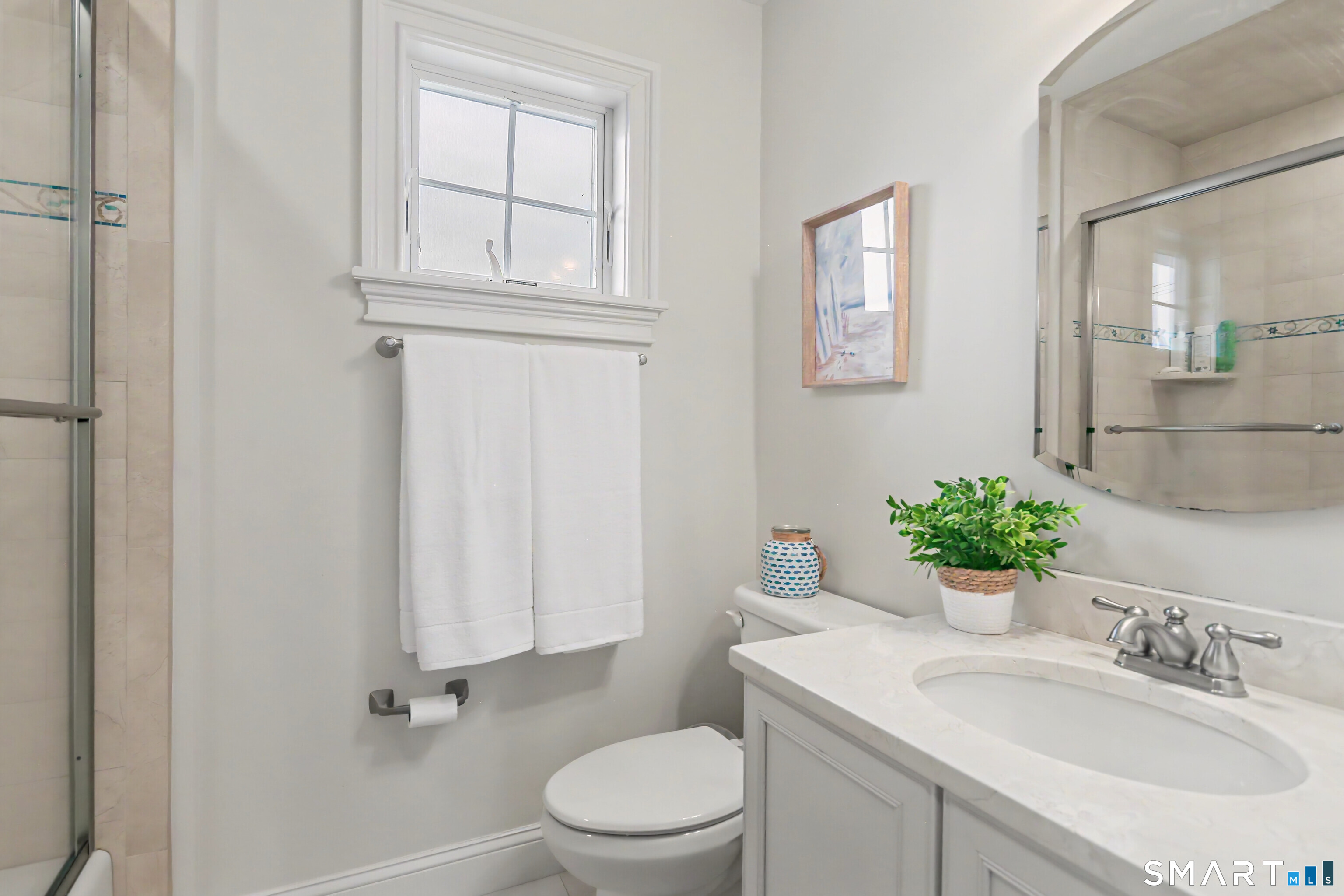 787 Rowland Road Fairfield, CT 06824 - Photo 22 of 35