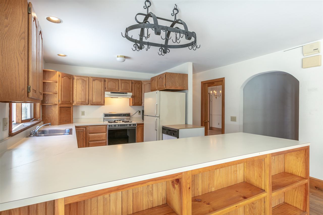387 Hawk Pine Road Norwich, VT 05055 - Photo 5 of 39