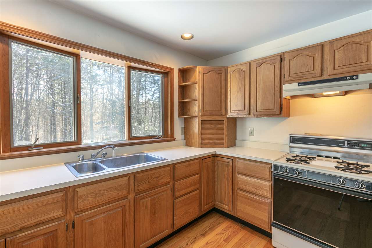 387 Hawk Pine Road Norwich, VT 05055 - Photo 7 of 39