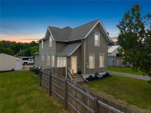 $330,000 | 6401 North Kirkville Road, Manlius, NY 13082
