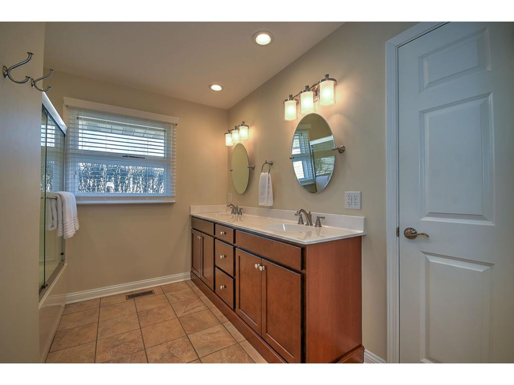 105 Carlton Road Bristol, TN 37620 - Photo 14 of 36 Photo 14
