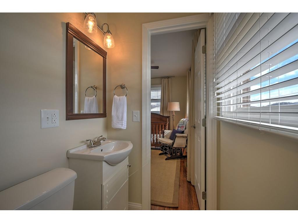 105 Carlton Road Bristol, TN 37620 - Photo 23 of 36 Photo 23