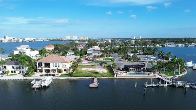 $1,290,000 | 2000 Dolphin Boulevard South, St. Petersburg, FL 33707