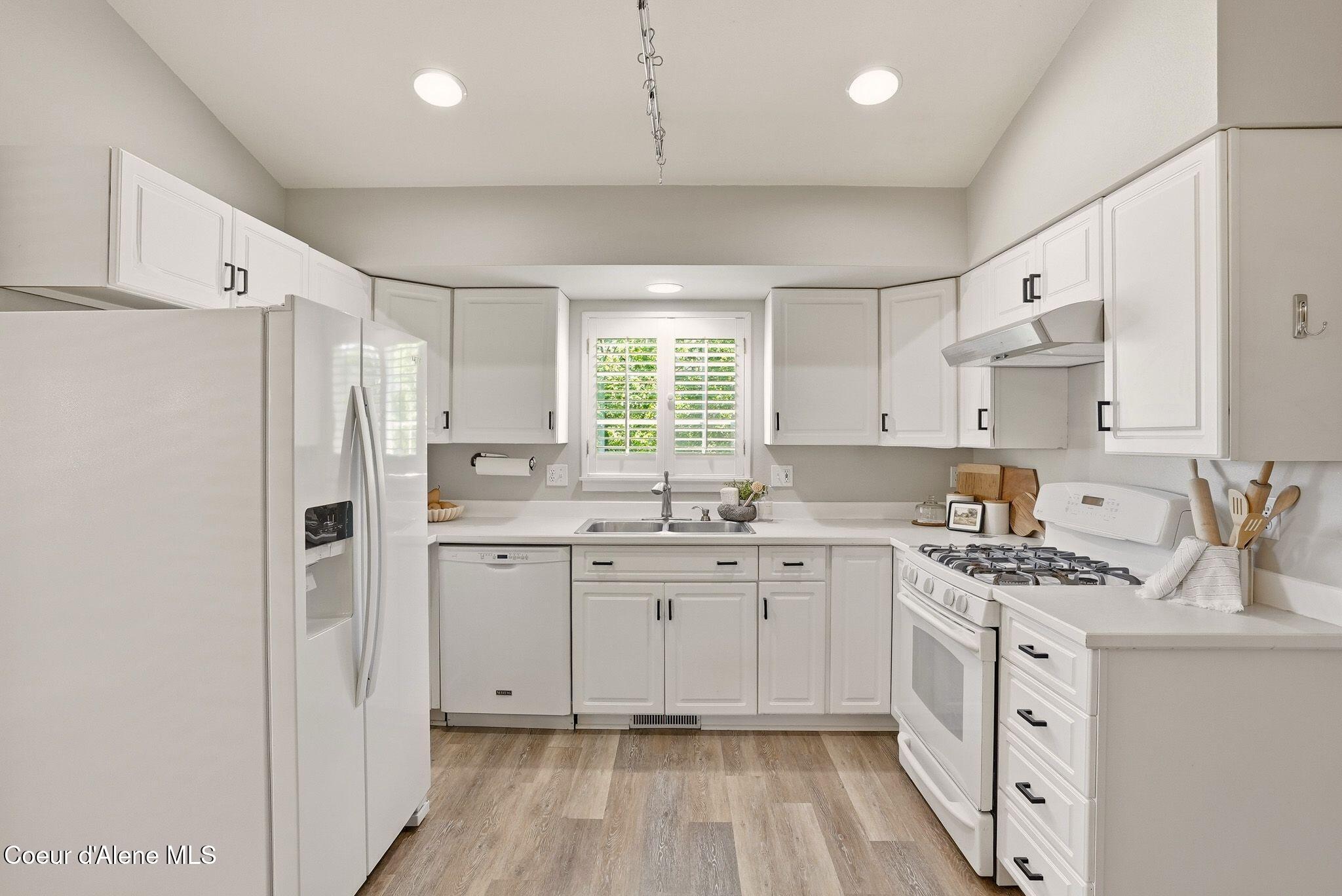 1906 Arbor Way Sandpoint, ID 83864 - Photo 11 of 30 mls_Inside-Media-Arbor-13