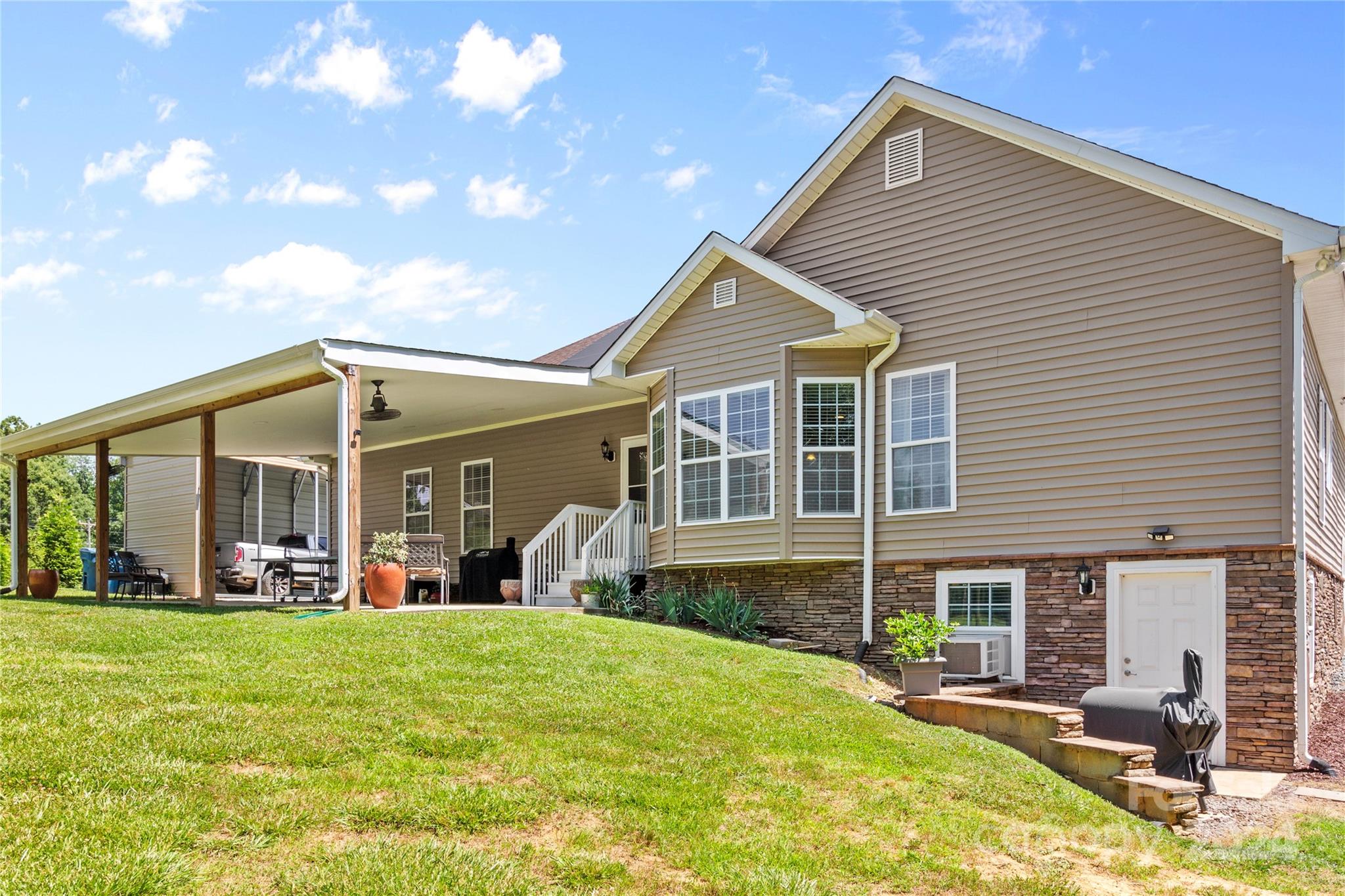 1011 Alvin Hough Road Midland, NC 28107 - Photo 36 of 41