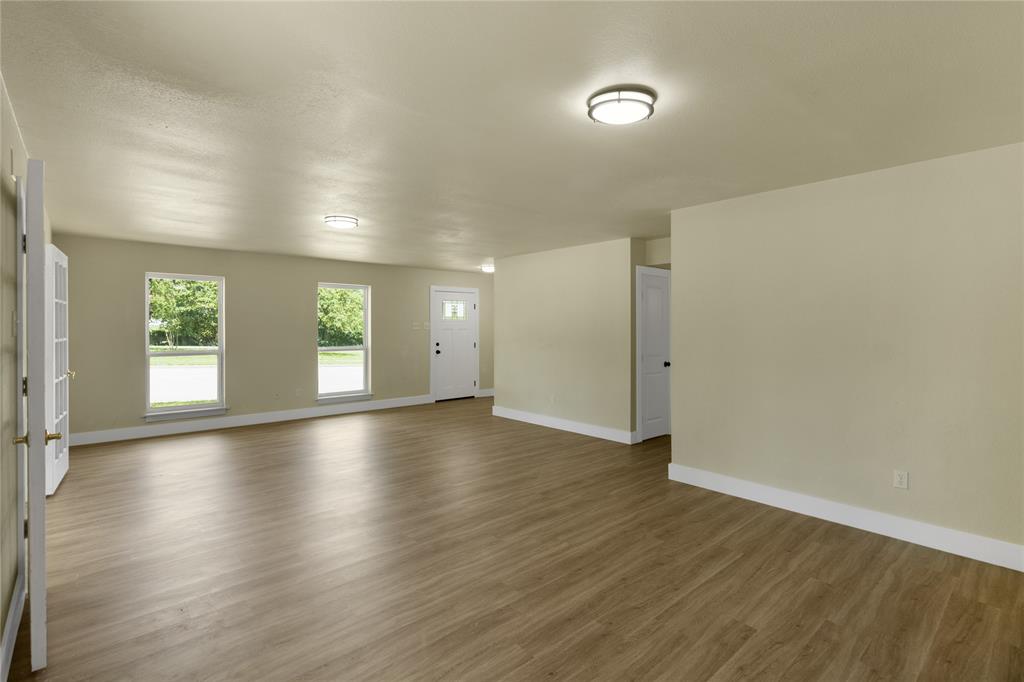 6112 West Poly Webb Road Arlington, TX 76016 - Photo 14 of 40