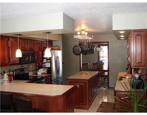 59429 Clover Road Mishawaka, IN 46544 - Photo 7 of 12