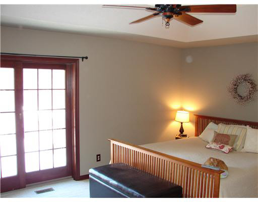 59429 Clover Road Mishawaka, IN 46544 - Photo 8 of 12