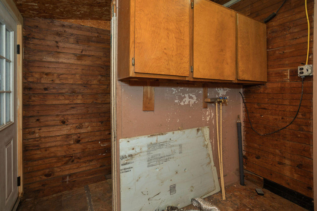 6 Myrtle Street Madison, ME 04950 - Photo 15 of 34 taylor-kaminsky-photo-15