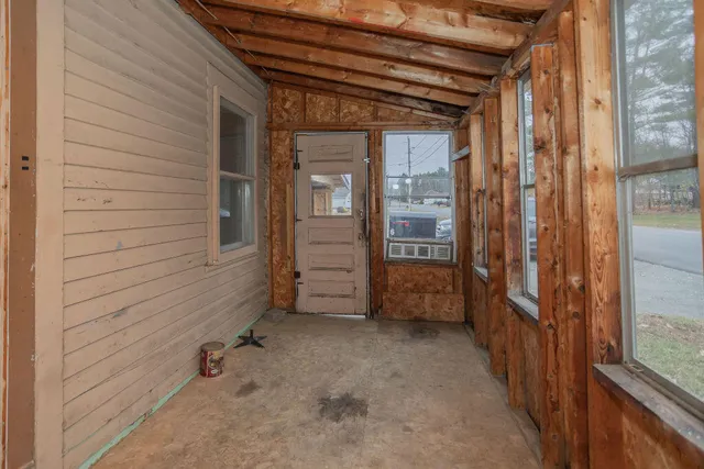 $109,000 | 6 Myrtle Street, Madison, ME 04950