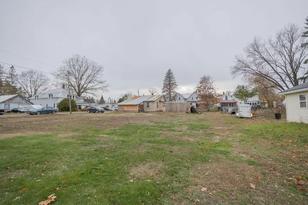 $80,000 | 6 Myrtle Street, Madison, ME 04950