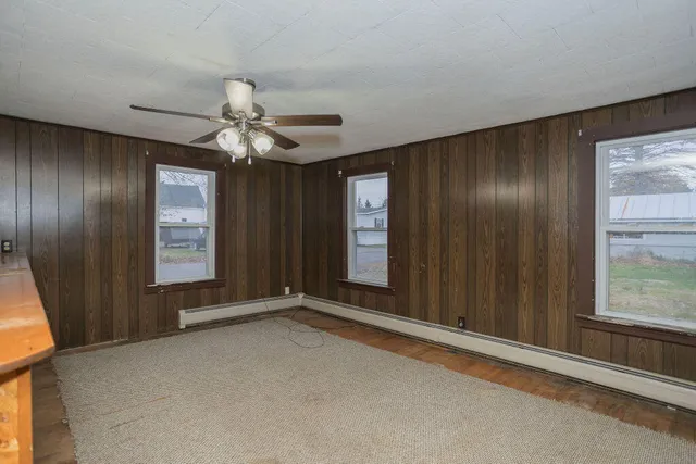 $109,000 | 6 Myrtle Street, Madison, ME 04950