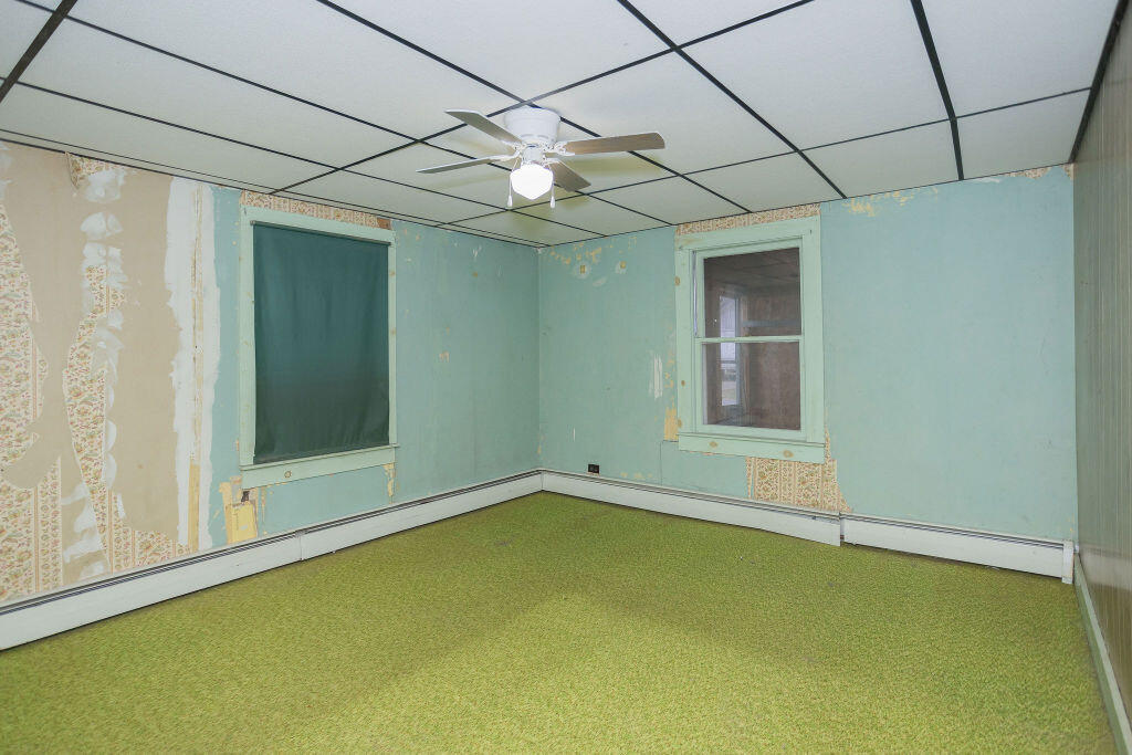 6 Myrtle Street Madison, ME 04950 - Photo 6 of 34 taylor-kaminsky-photo-6