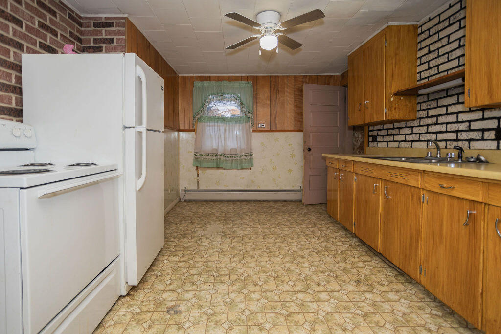 6 Myrtle Street Madison, ME 04950 - Photo 9 of 34 taylor-kaminsky-photo-9