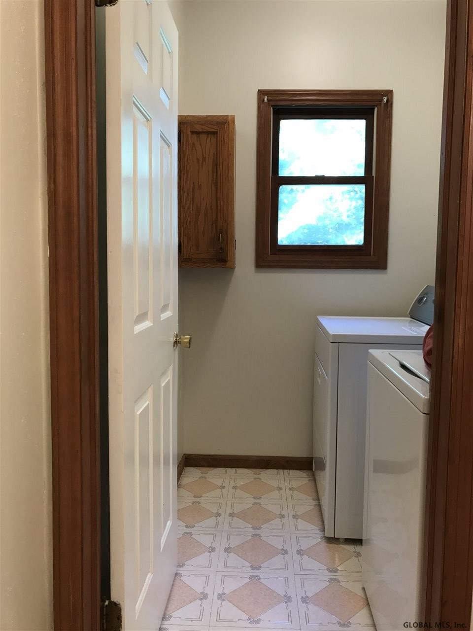 5 Ritannie Court Colonie, NY 12110 - Photo 12 of 25 Photo 12