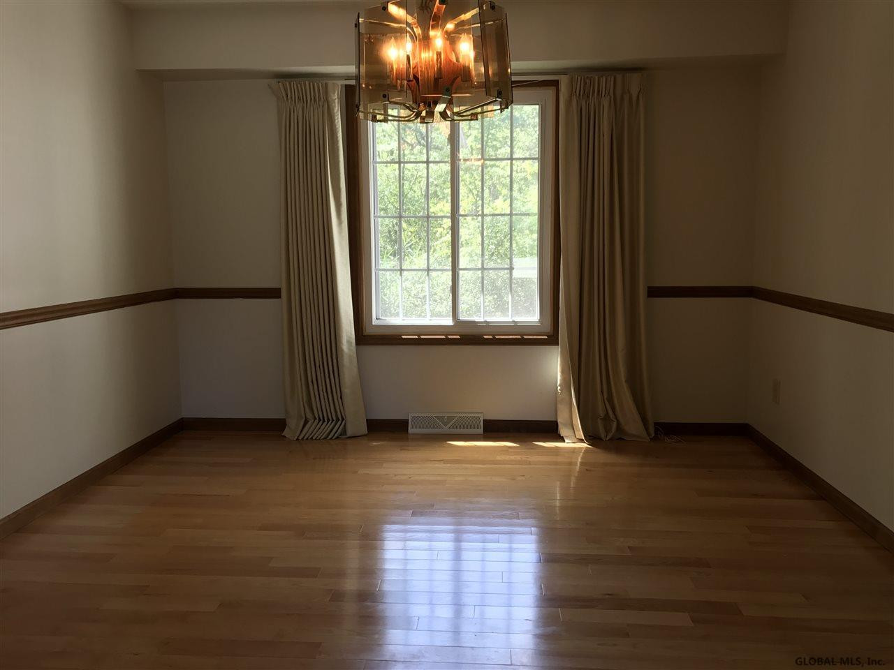 5 Ritannie Court Colonie, NY 12110 - Photo 8 of 25 Photo 8