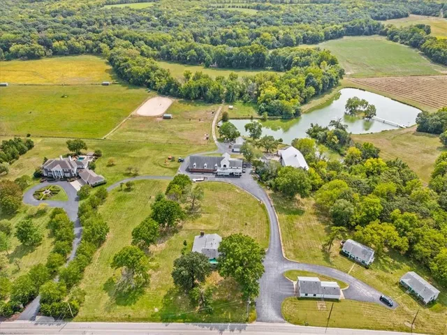 $2,750,000 | 5947 West 167th Street, Stilwell, KS 66085