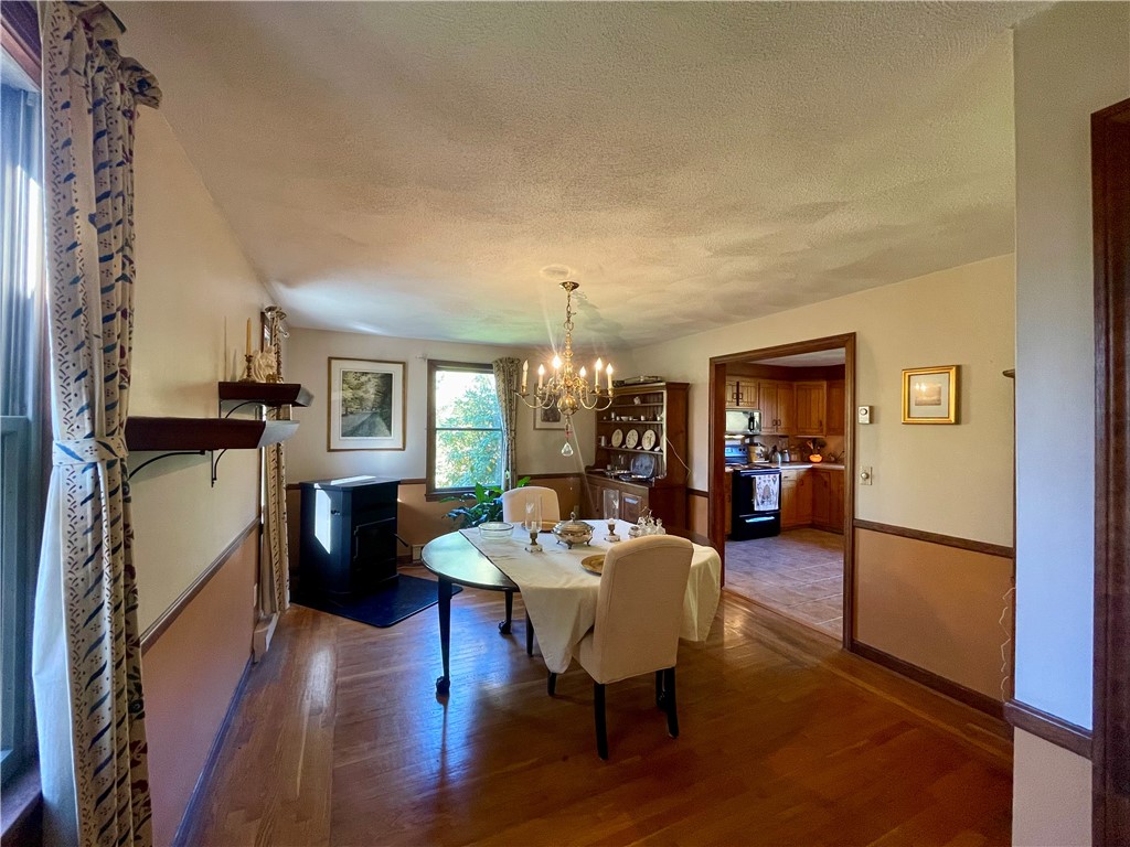 963 Seven Mile Road Cranston, RI 02831 - Photo 11 of 28