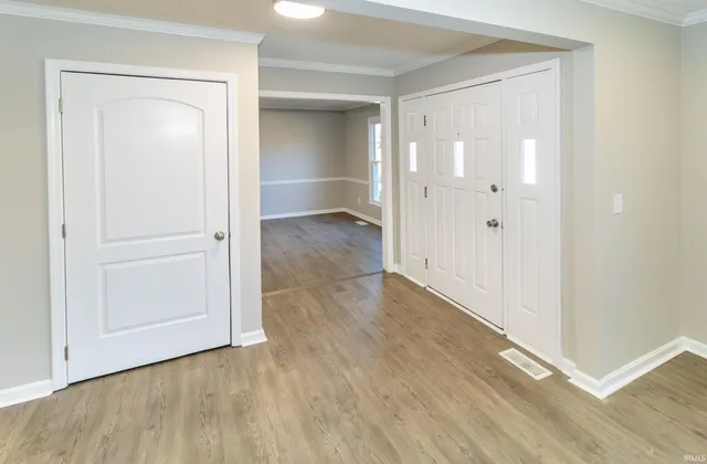 $389,777 | 6301 East Oak Street, Evansville, IN 47715