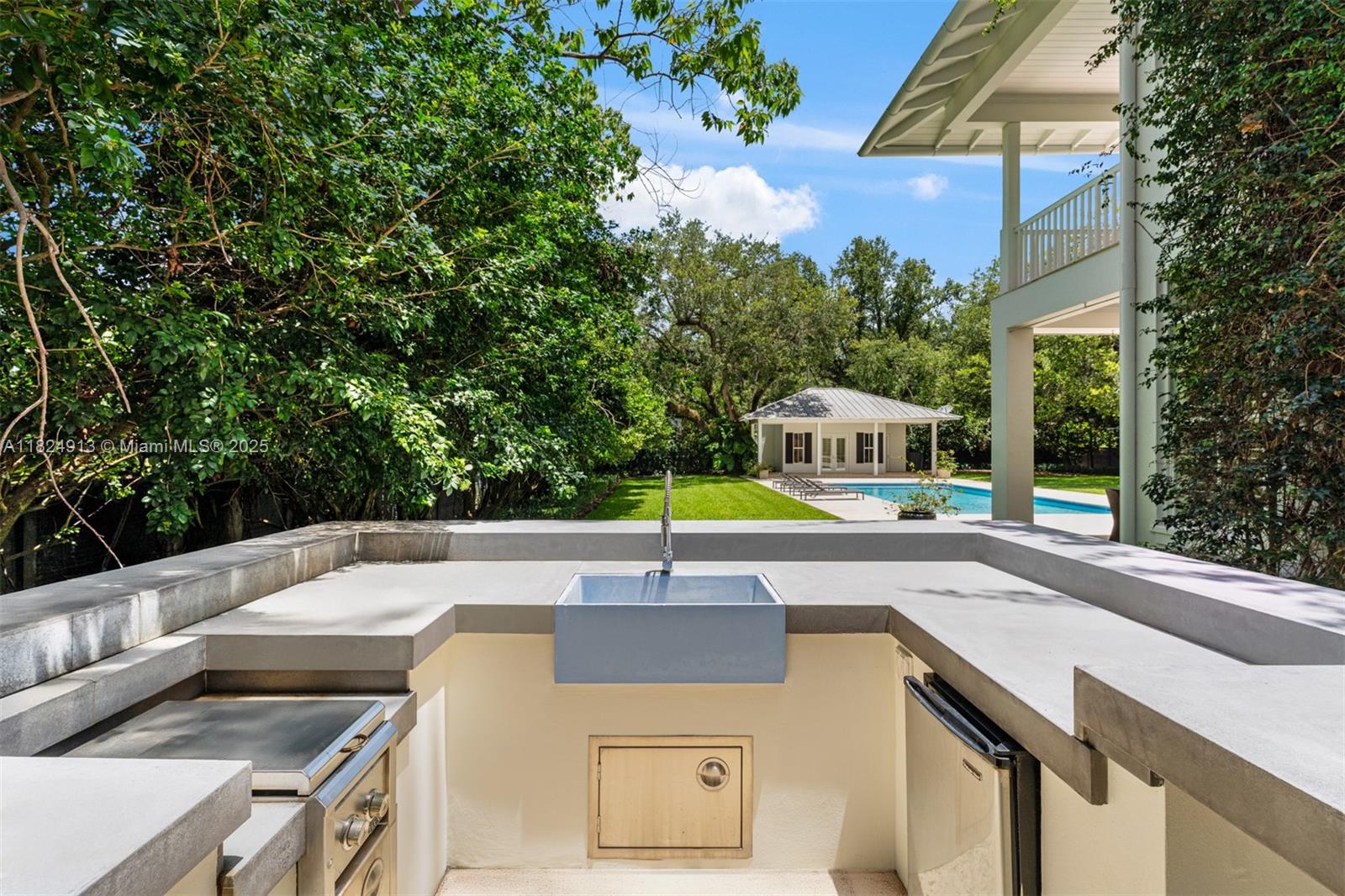 7415 Southwest 49th Place Miami, FL 33143 - Photo 41 of 60