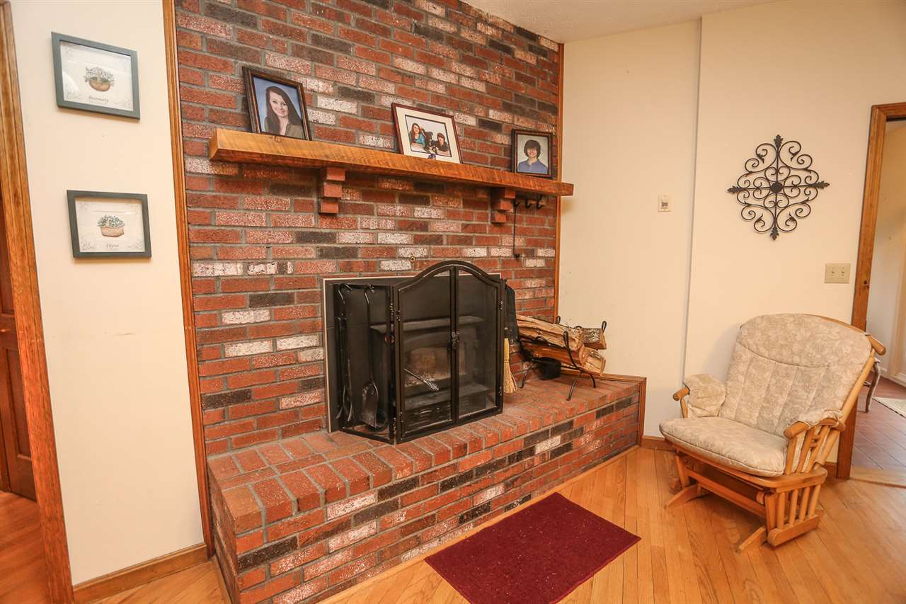 453 Pingree Hill Road Auburn, NH 03032 - Photo 11 of 37 Gallery Image 11