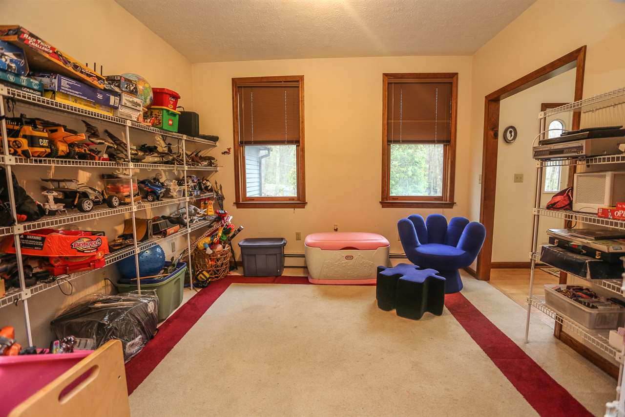 453 Pingree Hill Road Auburn, NH 03032 - Photo 19 of 37 Gallery Image 19