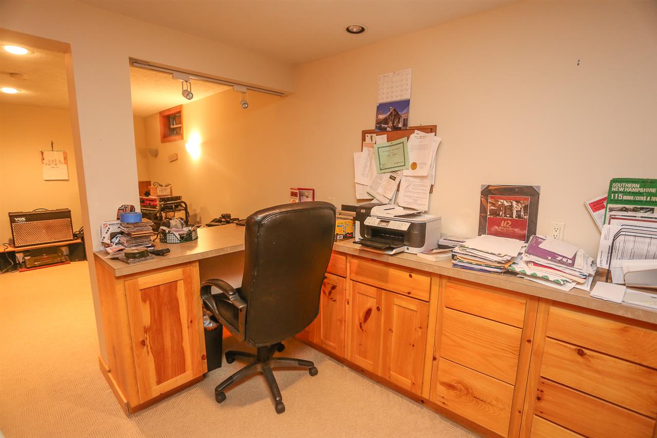 453 Pingree Hill Road Auburn, NH 03032 - Photo 24 of 37 Gallery Image 24