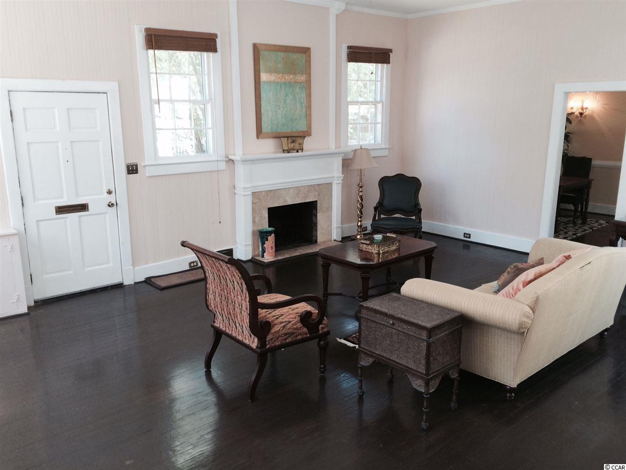 118 Queen Street Georgetown, SC 29440 - Photo 2 of 17
