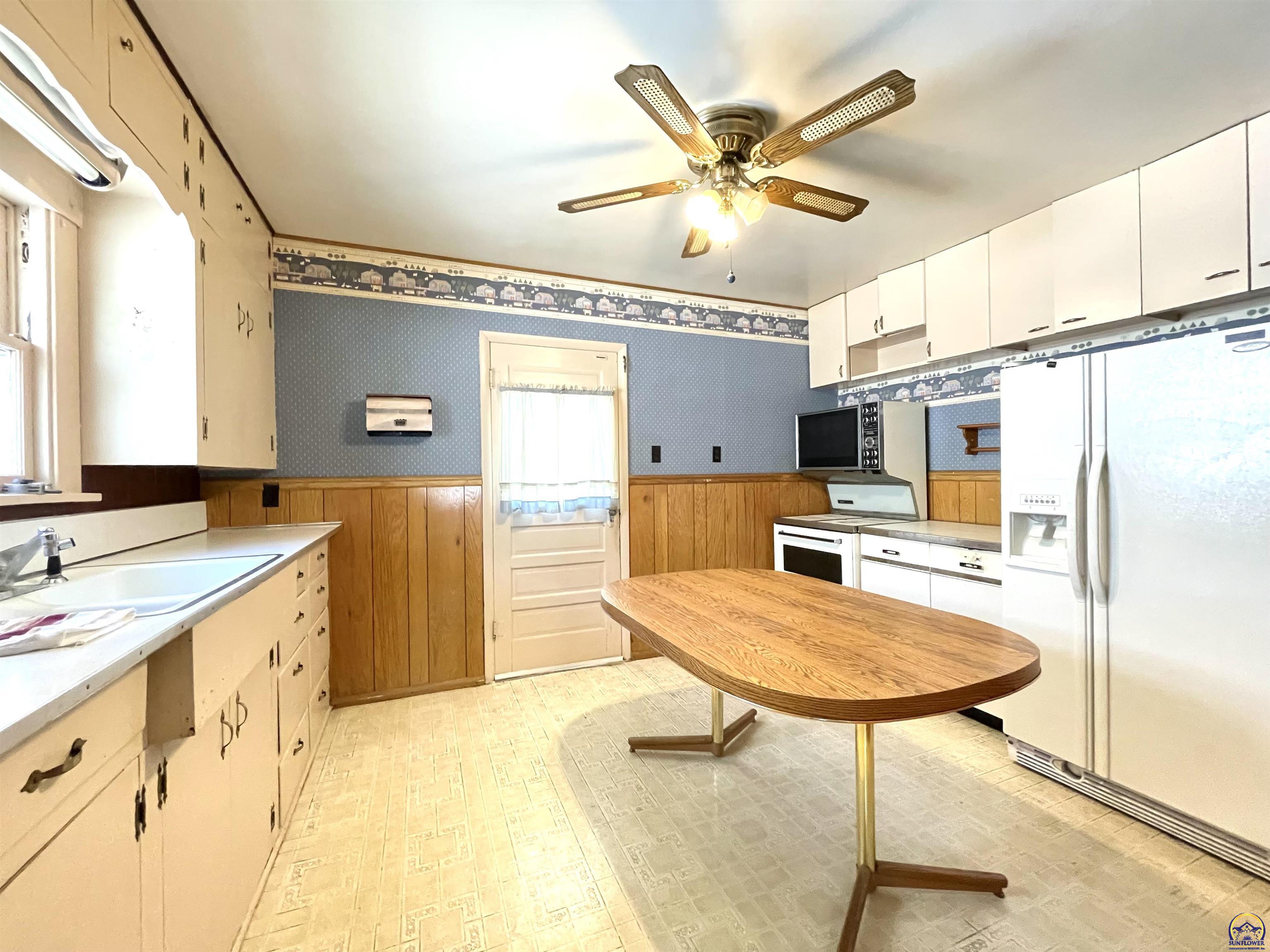 308 Beaubein Street Silver Lake, KS 66539 - Photo 6 of 15