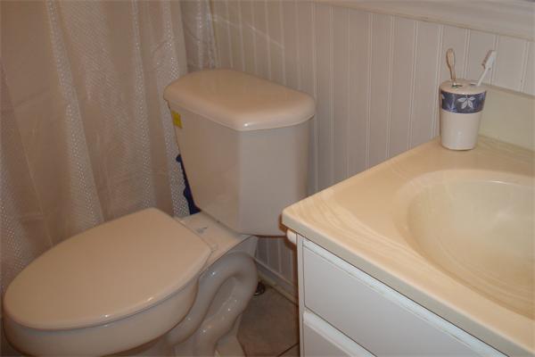 23 Griffin Road Peabody, MA 01960 - Photo 8 of 20 Gallery Image 8