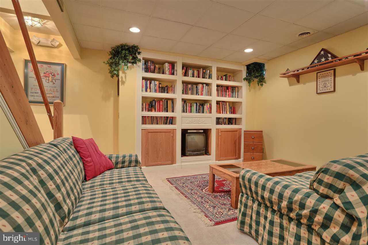 360 Vesper Road Hershey, PA 17033 - Photo 14 of 25