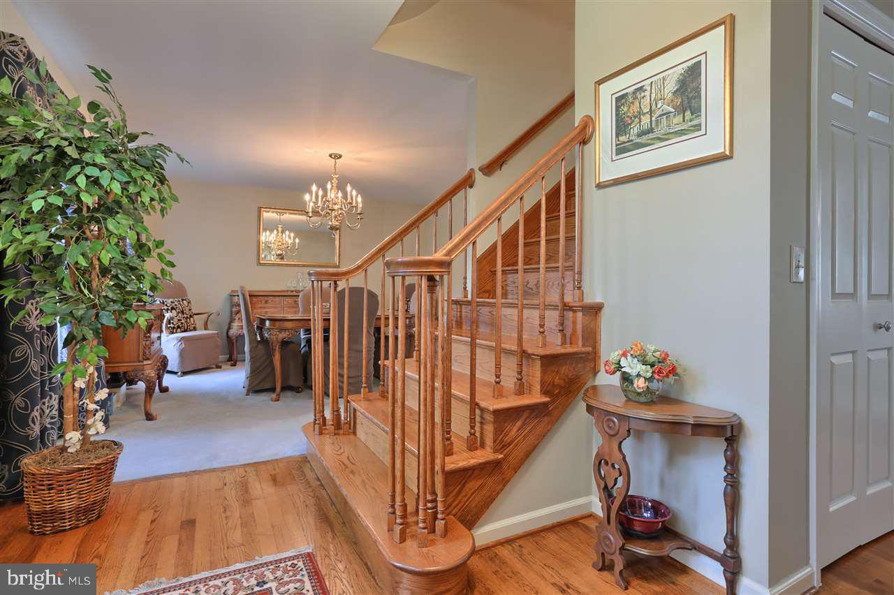 360 Vesper Road Hershey, PA 17033 - Photo 5 of 25