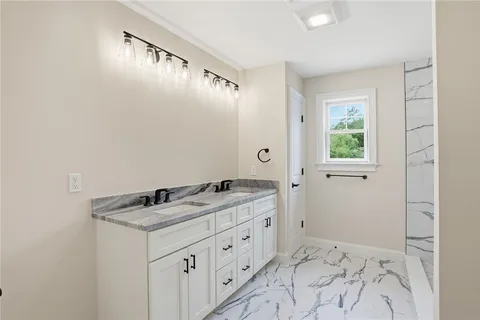 $1,200,000 | 413 New River Road, Lincoln, RI 02838