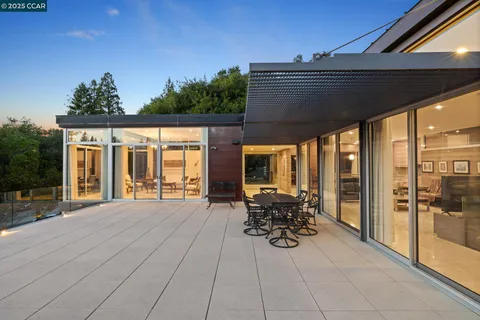 $3,625,000 | 2 Crane Court, Orinda, CA 94563