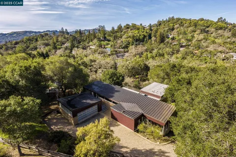 $3,625,000 | 2 Crane Court, Orinda, CA 94563