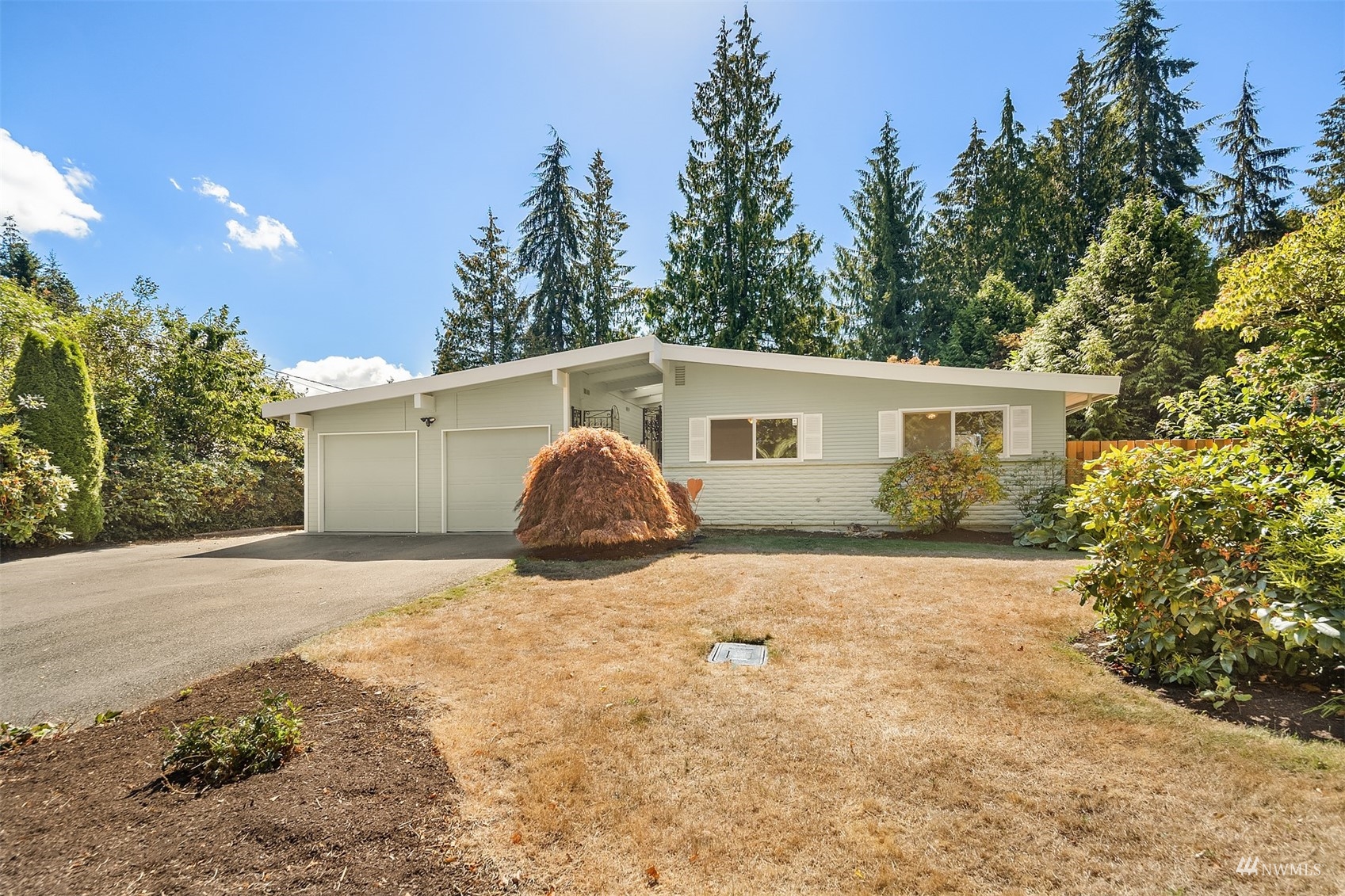 8118 185th Street Southwest Edmonds, WA 98026 - Photo 1 of 31 Gallery Image 1
