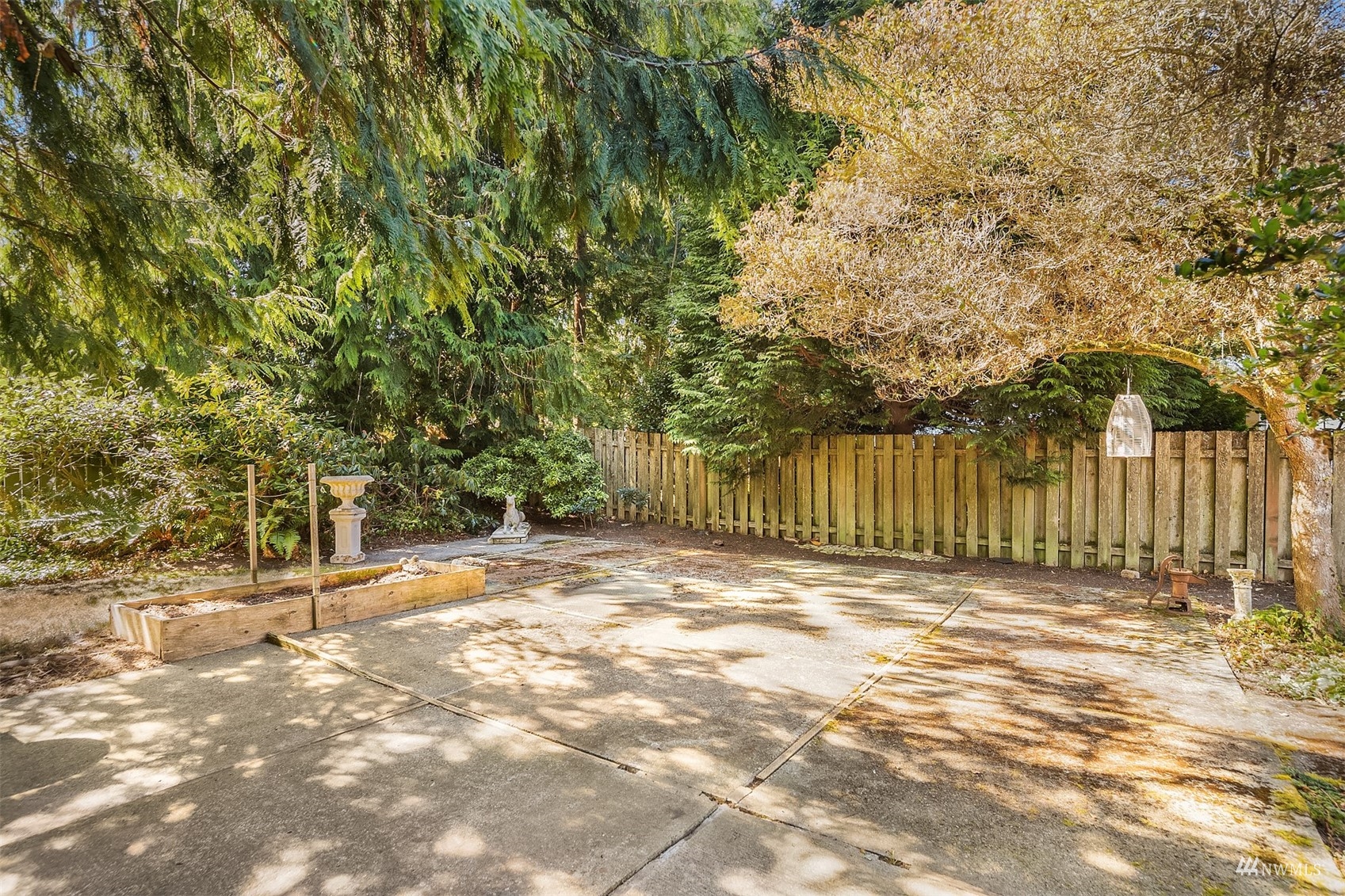 8118 185th Street Southwest Edmonds, WA 98026 - Photo 28 of 31 Gallery Image 28