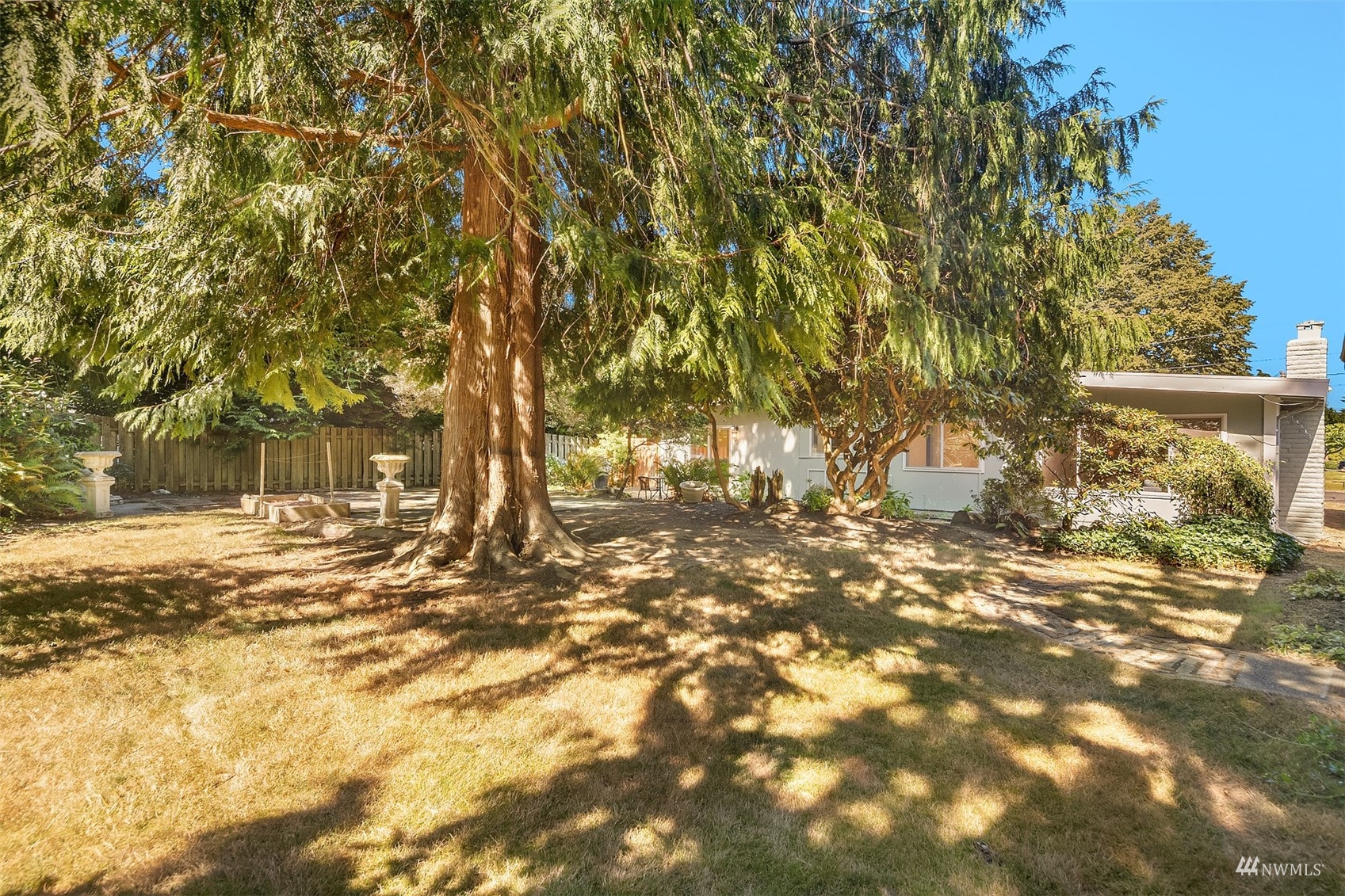 8118 185th Street Southwest Edmonds, WA 98026 - Photo 29 of 31 Gallery Image 29