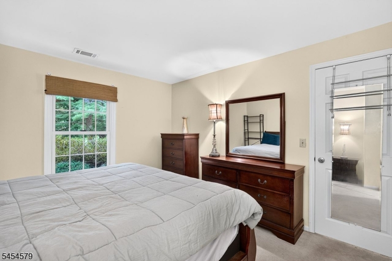 92 Jamestown Road Bernards, NJ 07920 - Photo 15 of 30 Gallery Image 15