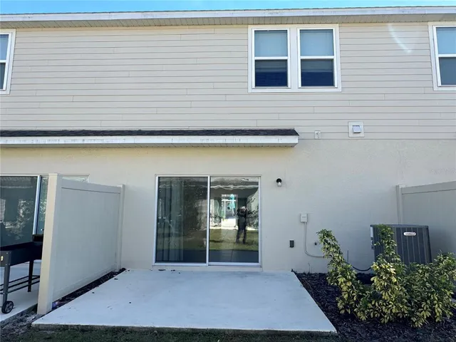 $2,000 | 2946 Canary Avenue, Davenport, FL 33837