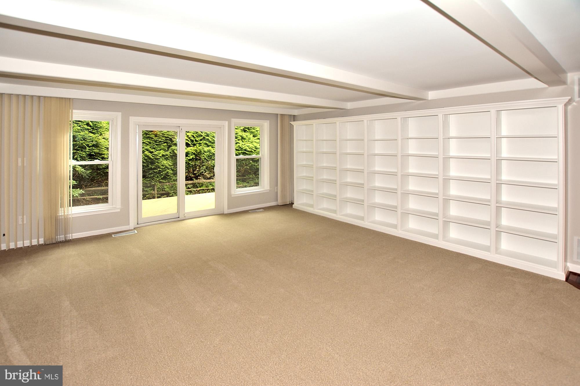 5029 Pheasant Ridge Road Fairfax, VA 22030 - Photo 19 of 40 Gallery Image 19