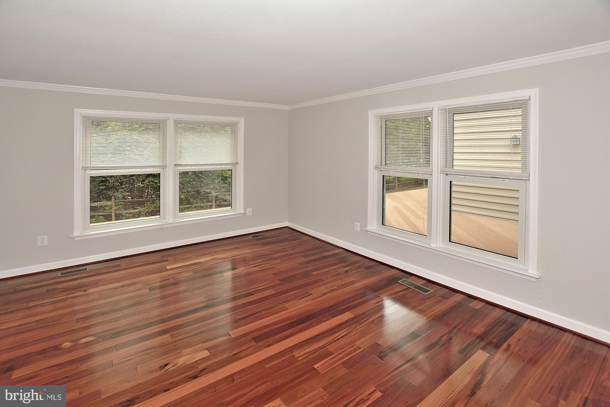 5029 Pheasant Ridge Road Fairfax, VA 22030 - Photo 21 of 40 Gallery Image 21