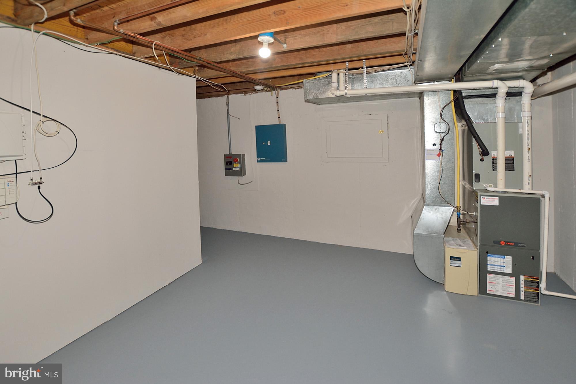 5029 Pheasant Ridge Road Fairfax, VA 22030 - Photo 38 of 40 Gallery Image 38
