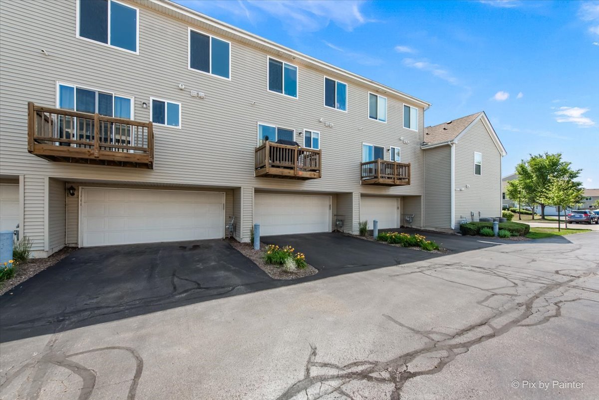 1664 Ruby Drive Pingree Grove, IL 60140 - Photo 32 of 50